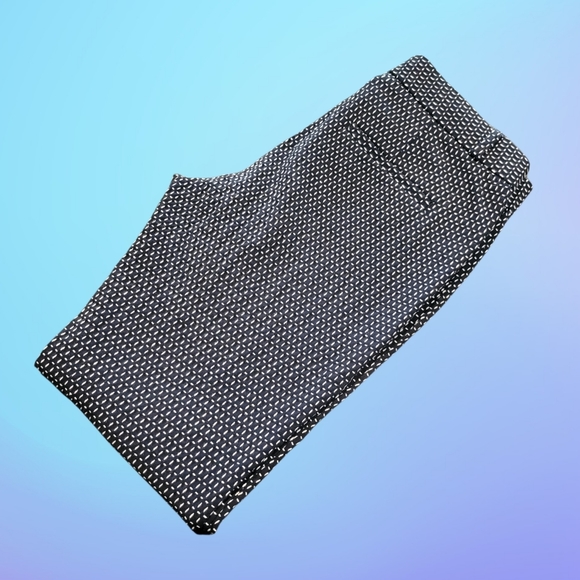 Banana Republic Sloan Pants - Picture 3 of 6